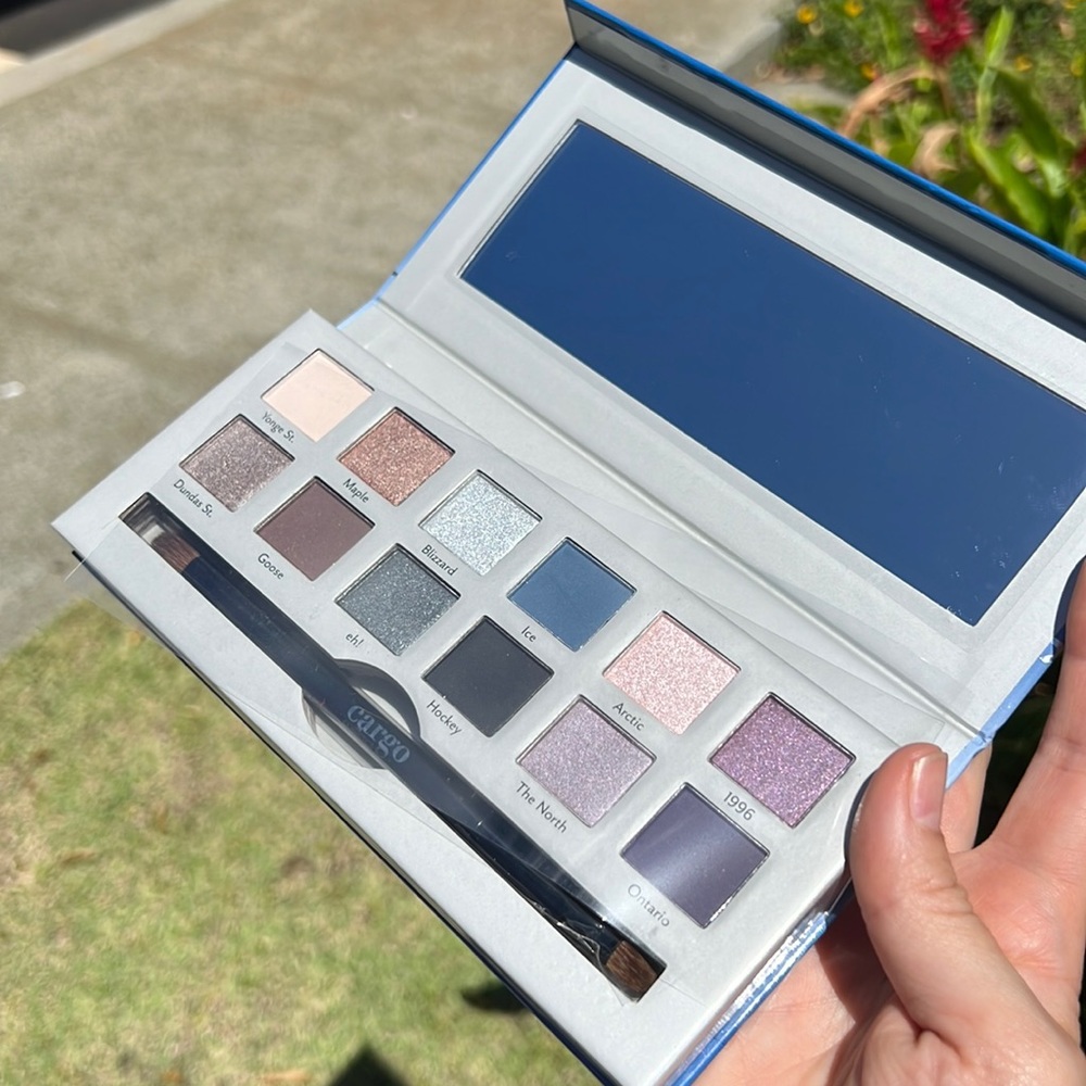 NEW Cargo Chill In The Six eyeshadow palette